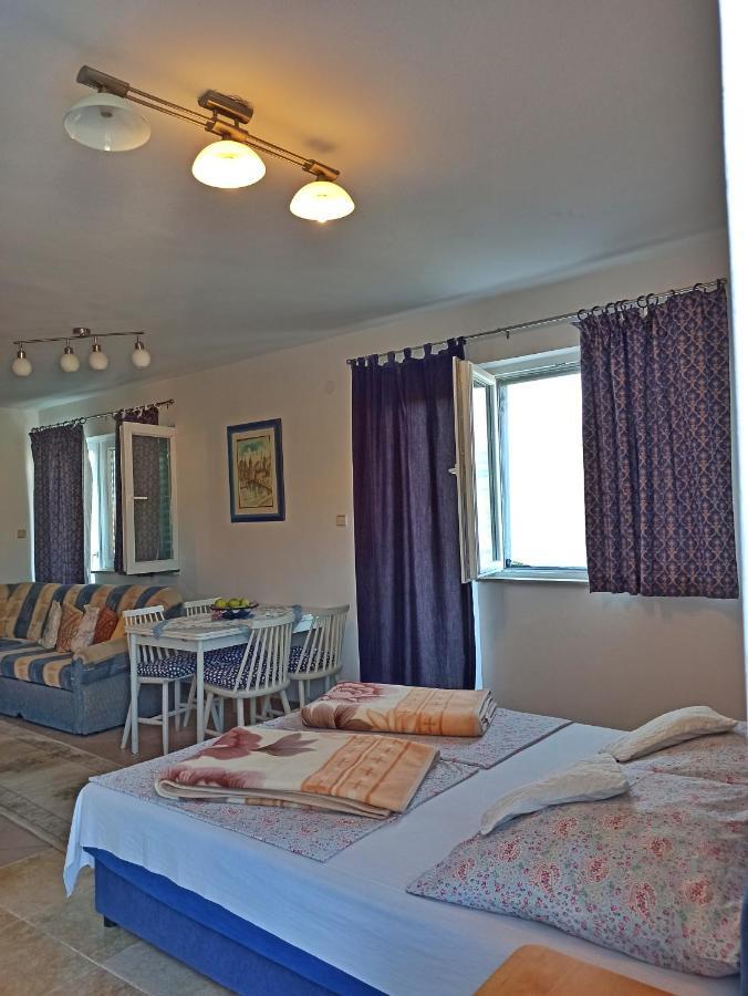 Apartments Vejo กอร์จูลา ภายนอก รูปภาพ