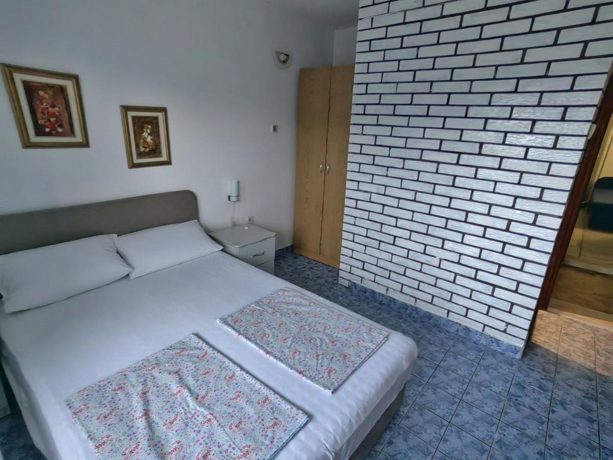 Apartments Vejo กอร์จูลา ภายนอก รูปภาพ