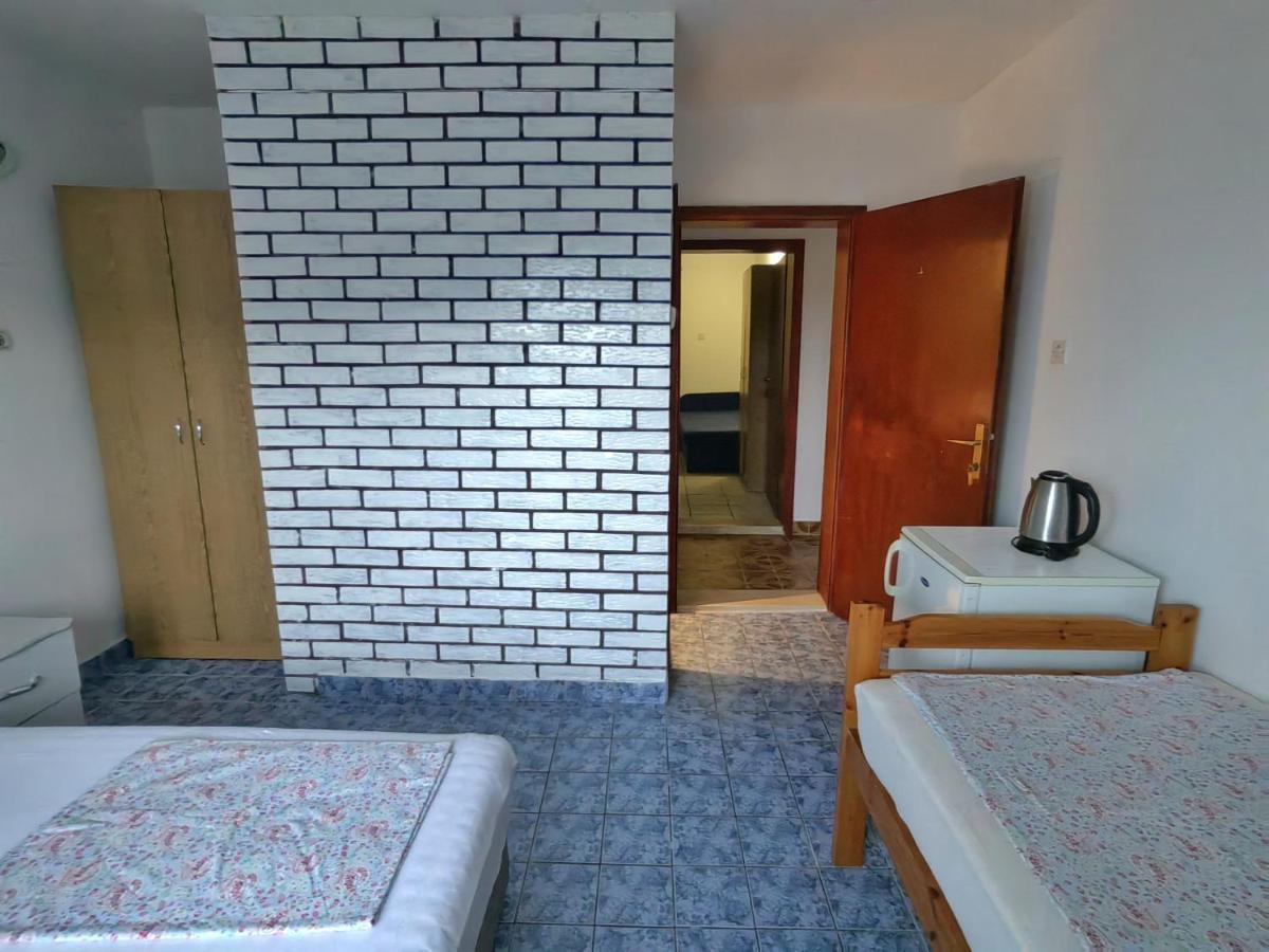 Apartments Vejo กอร์จูลา ภายนอก รูปภาพ