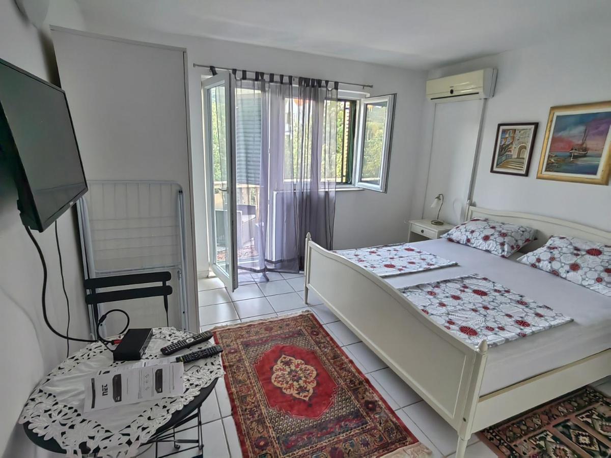 Apartments Vejo กอร์จูลา ภายนอก รูปภาพ