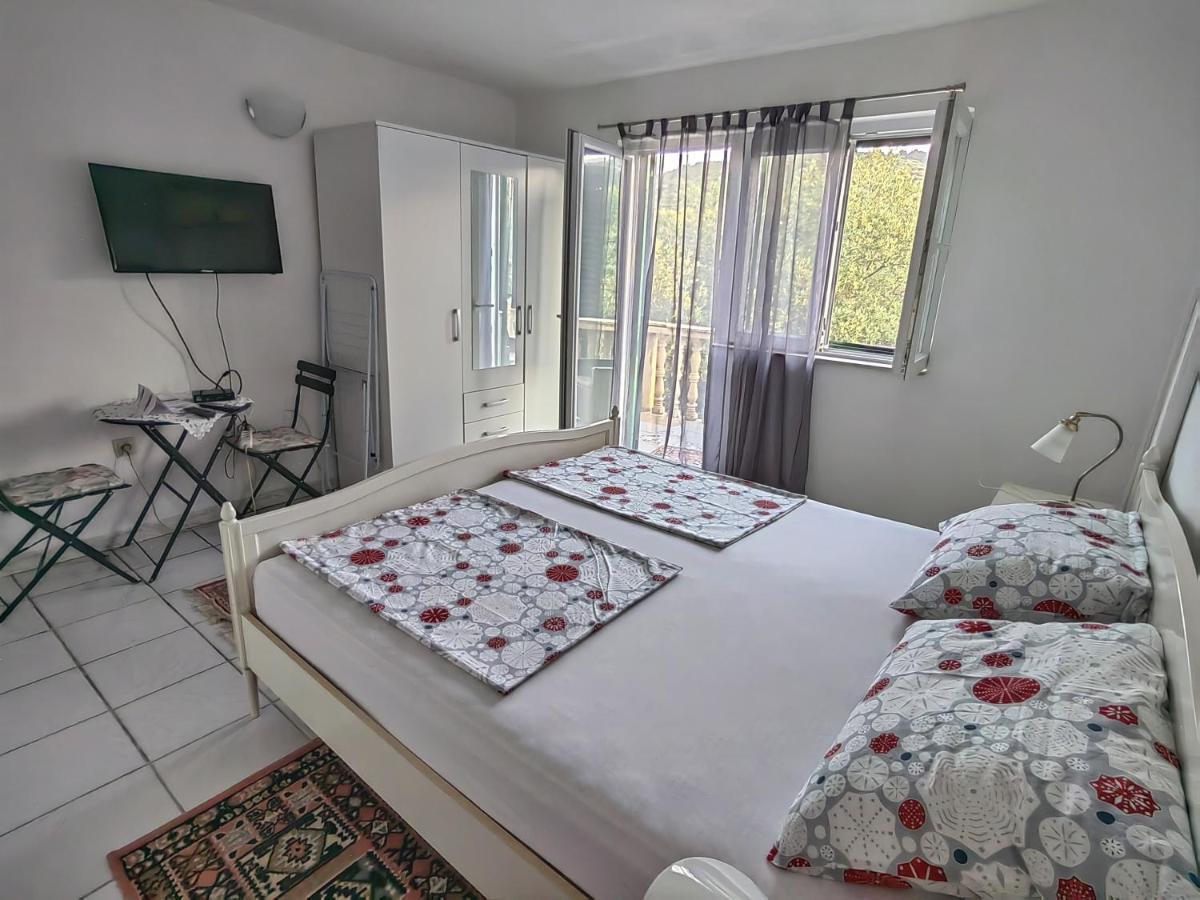 Apartments Vejo กอร์จูลา ภายนอก รูปภาพ